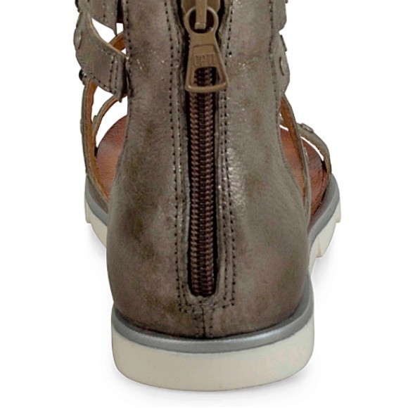 Miz Mooz Kilroy sandal sage metallic Sz 39 Women’s Leather Sandal - Picture 2 of 8